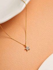 Lodie Silver Srebrny naszyjnik z zawieszką rozmiar: onesize. Szare naszyjniki Lodie Silver, z materiału, z cyrkonią, srebrne. Za 52.99 zł.