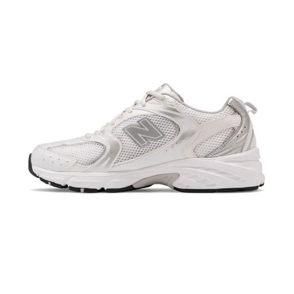 Buty Lifestyle New Balance Sneakers – Unisex Dorośli. Białe buty do biegania New Balance, bez wzorów, z materiału, bez zapięcia, do biegania. Za 399.00 zł.