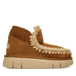 Śniegowce Mou. Brązowe śniegowce Mou, bez wzorów, bez zapięcia. Za 1,009.00 zł.