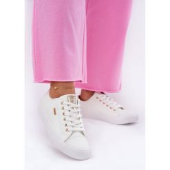 Trampki Damskie Z Eko Skóry Big Star RR274748 Białe. Białe trampki bez wzorów, z gumy, retro, bez zapięcia. Za 207.99 zł.