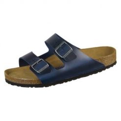 Klapki damskie Birkenstock Arizona Sfb. Niebieskie klapki Birkenstock, bez wzorów, z materiału, sportowe, bez obcasa, bez zapięcia. Za 439.00 zł.