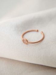 Lodie Silver Srebrny pierścionek z cyrkoniami rozmiar: onesize. Szare pierścionki Lodie Silver, z cyrkonią, srebrne. Za 37.45 zł.