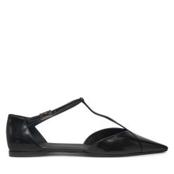 Półbuty Max Mara. Czarne półbuty wsuwane Max Mara, bez wzorów, bez obcasa, na płaskiej podeszwie. Za 2,499.00 zł.