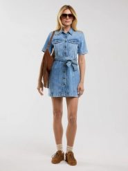 Sukienka damska mini jeansowa z krótkim rękawem niebieska Josie 304. Niebieskie sukienki BIG STAR, l, bez wzorów, z denimu, klasyczne, bez kołnierzyka, bez ramiączek, mini, dopasowane. W wyprzedaży za 199.99 zł.