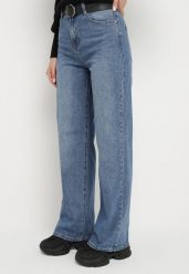 Niebieskie Jeansy z Paskiem i Szerokimi Wywiniętymi Nogawkami Zdobione Printem w Kwiaty Senindrae. Niebieskie jeansy Born2be, s, z aplikacjami, z jeansu, boho. W wyprzedaży za 110.49 zł.