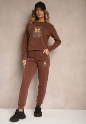 Brązowy Ocieplany Komplet Dresowy z Bawełny Zdobiony Cyrkoniami Bluza i Spodnie z Gumką Nelionis. Brązowe bluzy Renee, m, z aplikacjami, z bawełny, eleganckie, bez ramiączek, bez kaptura. W wyprzedaży za 79.99 zł.