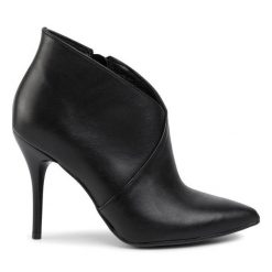 Botki R.Polański. Czarne botki R.Polański, bez wzorów, bez obcasa, na szpilce, bez zapięcia. Za 299.99 zł.