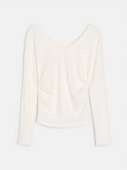 Bluzka z marszczeniami z domieszką wiskozy - kremowy. Białe bluzki Sinsay, l, bez wzorów, z wiskozy, bez kołnierzyka, bez ramiączek. Za 29.99 zł.