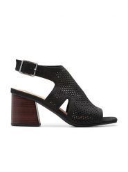 Clarks Skórzane sandały "Siara" w kolorze czarnym na obcasie rozmiar: 39. Czarne sandały Clarks, bez wzorów, z otwartym noskiem, bez obcasa, na koturnie, bez zapięcia. Za 208.95 zł.