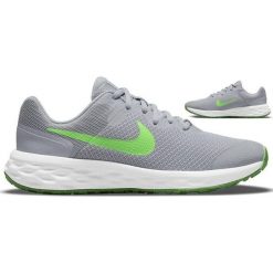 Buty do biegania damskie Nike Revolution 6. Szare buty do biegania Nike, bez wzorów, bez zapięcia, do biegania, nike revolution. W wyprzedaży za 311.50 zł.