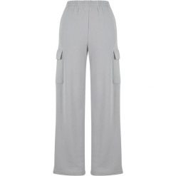 Damskie spodnie dresowe loose fit Urban Classics Light Terry. Szare spodnie dresowe Urban Classics, bez wzorów, z bawełny, długie. Za 171.50 zł.