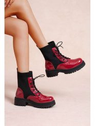 Foreverfolie Botki w kolorze czerwonym rozmiar: 39. Czerwone botki Foreverfolie, bez wzorów, bez obcasa, bez zapięcia. Za 160.96 zł.