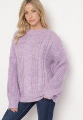 Fioletowy Sweter z Wełną z Ozdobnym Splotem Abrenevia. Fioletowe swetry Born2be, na zimę, bez wzorów, z wełny, bez ramiączek. W wyprzedaży za 67.99 zł.