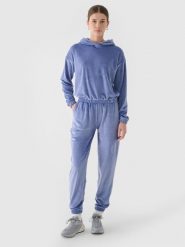 4F Spodnie dresowe z weluru damskie - granatowe M. Niebieskie spodnie dresowe 4f, bez wzorów, z dresówki, sportowe. W wyprzedaży za 79.99 zł.