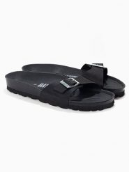 BACKSUN Skórzane klapki "Zephyr" w kolorze czarnym rozmiar: 41. Czarne klapki Backsun, bez wzorów, klasyczne, z otwartym noskiem, bez obcasa, bez zapięcia. Za 184.95 zł.