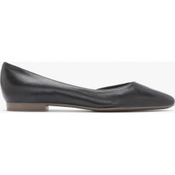 Baleriny z ozdobną cholewką ZOE. Czarne baleriny Ryłko, bez wzorów, ze skóry, bez obcasa, na płaskiej podeszwie, bez zapięcia. Za 249.99 zł.
