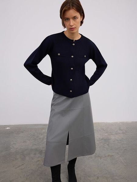 BGN Kardigan w kolorze granatowym rozmiar: 38. Niebieskie swetry BGN, bez wzorów, bez ramiączek. Za 131.12 zł.