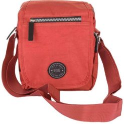 Torba na dokumenty New Rebels – perska czerwień. Czerwone torby sportowe bez wzorów. Za 147.99 zł.