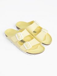 Sunbay Klapki "Trefle" w kolorze żółtym rozmiar: 36. Żółte klapki Sunbay, bez wzorów, klasyczne, z otwartym noskiem, bez obcasa, bez zapięcia. Za 169.95 zł.
