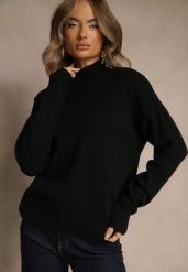 Czarny Gładki Golf Zdobiony Guzikami przy Dekolcie Rallessa. Czarne swetry Renee, l, z aplikacjami, z jeansu, eleganckie, bez ramiączek. Za 79.99 zł.