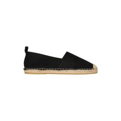 Płócienne espadryle damskie Superdry. Czarne espadryle Superdry, bez wzorów, z koronki, boho, bez obcasa. Za 277.70 zł.
