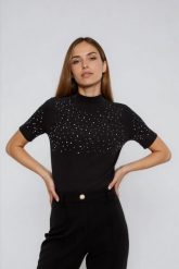 Sweter z krótkimi rękawami czarny. Czarne swetry MOODO, l, bez wzorów, z bawełny, bez ramiączek. Za 89.99 zł.