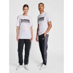 Jogging Hummel GC Julian. Czarne szorty Hummel, bez wzorów, z dresówki, sportowe. W wyprzedaży za 237.90 zł.