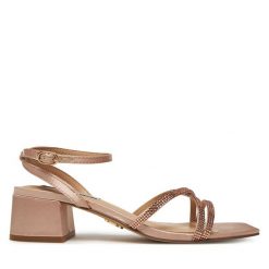 Sandały Steve Madden. Czerwone sandały Steve Madden, bez wzorów, bez obcasa, na słupku, bez zapięcia. Za 359.99 zł.