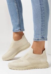 Beżowe Buty Sportowe Khlorestra. Brązowe buty sportowe lifestyle Born2be, z aplikacjami, z jeansu, bez zapięcia. W wyprzedaży za 46.74 zł.
