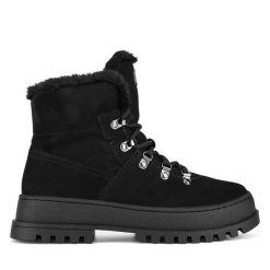 Trzewiki Lasocki. Czarne botki Lasocki, bez wzorów, bez obcasa, na płaskiej podeszwie, bez zapięcia. Za 169.99 zł.