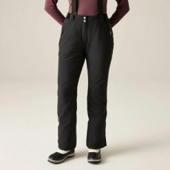 Damskie spodnie narciarskie Effused Insulated II. Czarne spodnie narciarskie Dare 2b, bez wzorów, narciarskie. Za 649.99 zł.