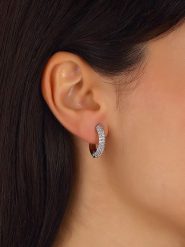 Luja Bijoux Kolczyki-kreole z cyrkoniami rozmiar: onesize. Szare kolczyki Luja Bijoux, z cyrkonią, srebrne. Za 57.06 zł.