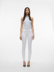 Vero Moda Dżinsy "Alia" - Skinny fit - w kolorze białym rozmiar: XS/L32. Białe jeansy Vero Moda, l, z aplikacjami, ze skóry, klasyczne. Za 48.50 zł.