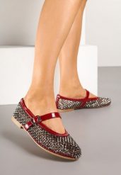 Czerwone Balerinki z Siateczki z Paskiem Ozdobione Drobnymi Cyrkoniami Varabis. Czerwone baleriny Born2be, bez wzorów, eleganckie, bez obcasa, bez zapięcia. Za 99.99 zł.
