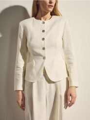 Marynarka z lnem - biały. Białe marynarki i żakiety Reserved, l, bez wzorów, z tkaniny, bez ramiączek. Za 179.99 zł.