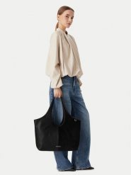 MICHAEL Michael Kors Torebka 30T6G51T3S Czarny. Czarne torebki klasyczne MICHAEL Michael Kors, bez wzorów, ze skóry, bez dodatków. Za 1,469.00 zł.