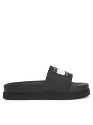 Tommy Jeans Klapki Tjw Elevated Flatform Slide EN0EN02451 Czarny. Czarne klapki Tommy Jeans, bez wzorów, z jeansu, bez obcasa, bez zapięcia. Za 249.99 zł.