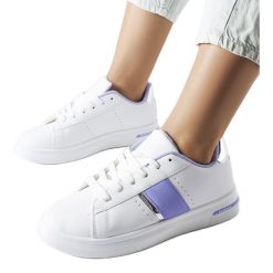 Białe sportowe buty z fioletowym akcentem Marei. Białe buty treningowe bez wzorów, bez zapięcia, na fitness i siłownię. Za 89.18 zł.