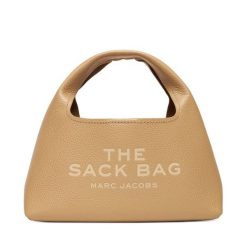Torebka Marc Jacobs. Brązowe torebki klasyczne Marc Jacobs, bez wzorów, klasyczne, bez dodatków. Za 1,399.00 zł.