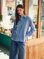 Koszula oversize - niebieski. Niebieskie koszule Reserved, l, bez wzorów, z bawełny, bez kołnierzyka, bez ramiączek. W wyprzedaży za 69.99 zł.