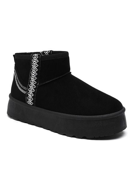 Sixth Sens Botki zimowe w kolorze czarnym rozmiar: 36. Czarne botki Sixth Sens, bez wzorów, bez obcasa, na platformie, bez zapięcia. Za 118.84 zł.