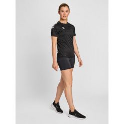 Koszulka sportowa z krótkim rękawem damska Hummel Core XK Poly T-Shirt S/S Woman. Czarne t-shirty sportowe Hummel, s, bez wzorów, bez ramiączek, na fitness i siłownię. Za 106.00 zł.