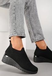 Czarne Buty Sportowe Mellasia. Czarne buty sportowe lifestyle Renee, z aplikacjami, bez zapięcia. W wyprzedaży za 55.99 zł.