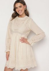 Beżowa Sukienka Boho o Rozkloszowanym Kroju z Haftowanymi Zdobieniami Ifflina. Brązowe sukienki Born2be, na co dzień, l, z aplikacjami, z materiału, boho, bez kołnierzyka, bez ramiączek, mini, rozkloszowane. Za 139.99 zł.