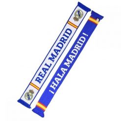 Real Madryt szalik kibica dwustronny Double Knitted 1ST wielokolorowy. Białe szaliki i kominy Real Madrid, bez wzorów, z materiału. Za 119.00 zł.