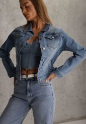 Jasnoniebieska Klasyczna Kurtka Jeansowa z Guzikami Ivonelle. Niebieskie kurtki Renee, l, bez wzorów, z denimu, klasyczne, bez kaptura. Za 149.99 zł.