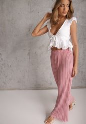 Różowe Plisowane Spodnie High Waist z Szerokimi Nogawkami Sedalia. Czerwone jeansy Renee, l, bez wzorów, z jeansu, z podwyższonym stanem. Za 59.99 zł.