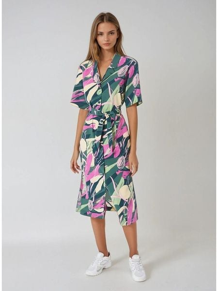 Monki Sukienka w kolorze morsko-kremowo-różowym rozmiar: XS. Niebieskie sukienki Monki, xs, bez wzorów, z tkaniny, bez kołnierzyka, bez ramiączek, midi. Za 43.99 zł.