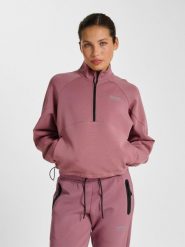 Bluza damska Hummel Tech Boxy. Fioletowe bluzy Hummel, na jesień, s, bez wzorów, z bawełny, klasyczne, bez ramiączek, bez kaptura. Za 280.55 zł.