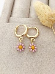 Atelier MIU Pozłacane kolczyki-kreole rozmiar: onesize. Różowe kolczyki atelier MIU, metalowe. Za 78.47 zł.